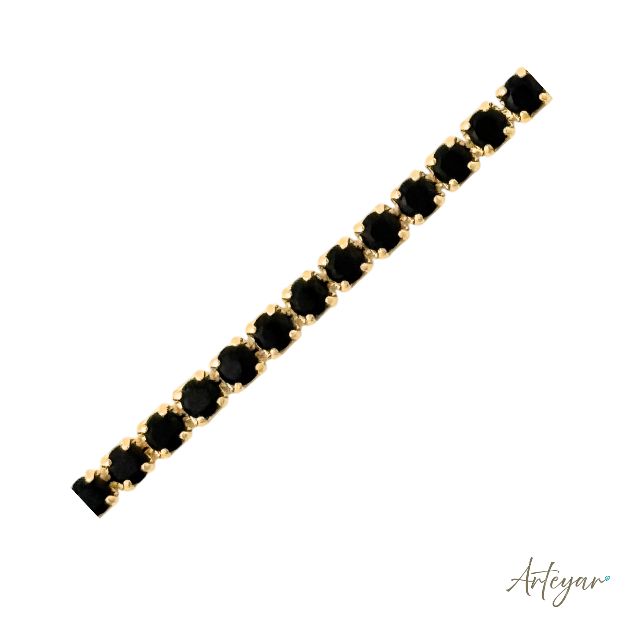 Elegant black crystal bracelet with gold details – Alba Black by Arteyar.