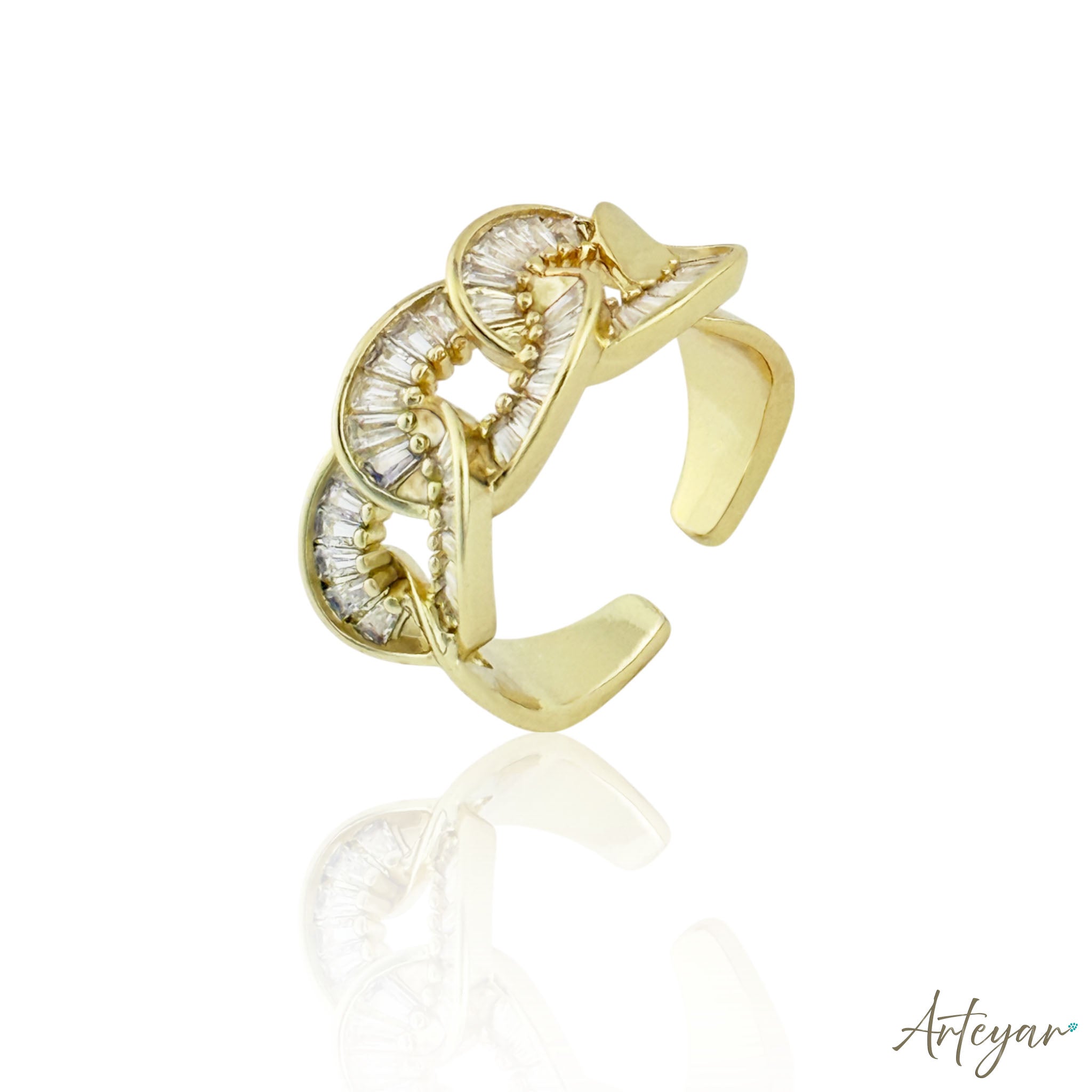Gold-Plated Ring with Baguette Stones and Interlinked Structure, Cherish by Arteyar, Modern and Luxurious Jewelry Design for Women.