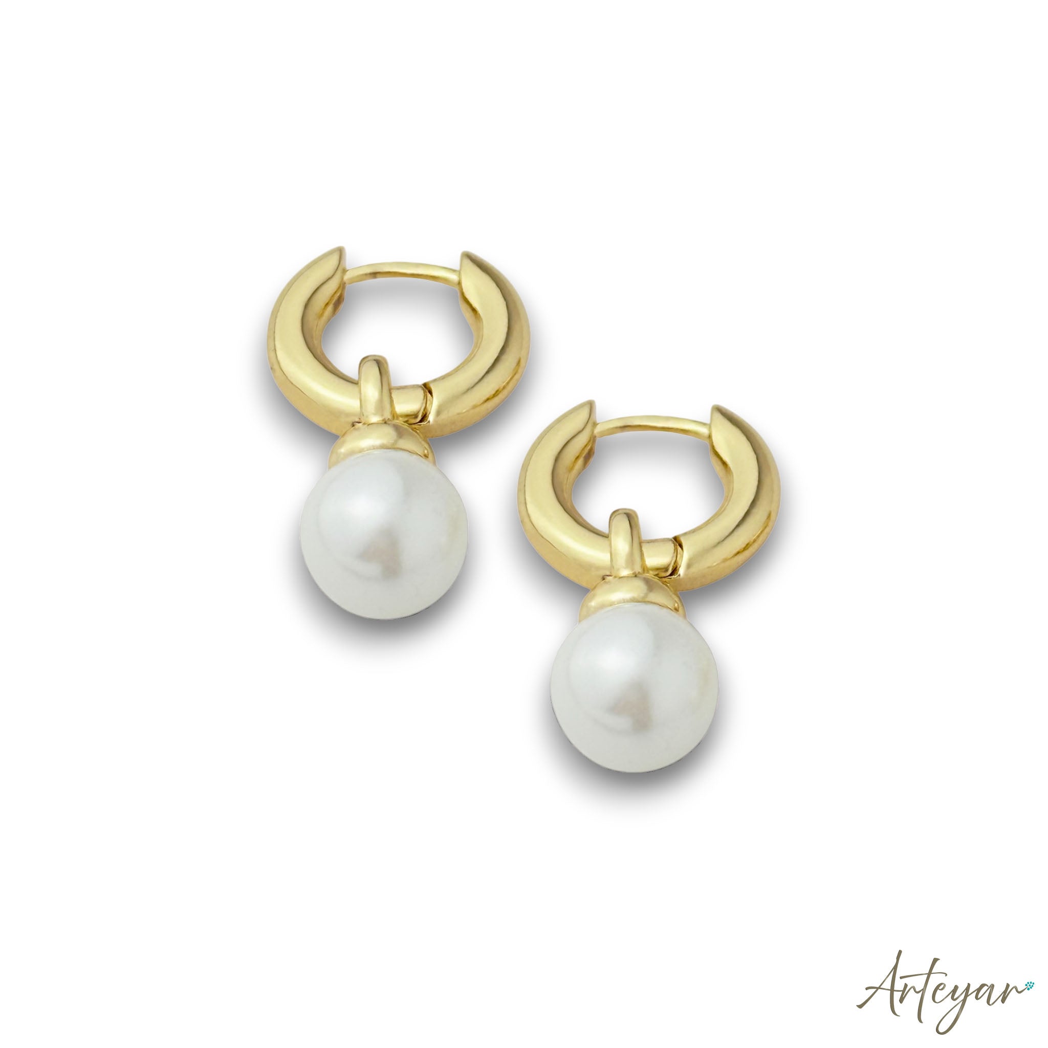Gold-Plated Mini Hoop Earrings with Pearl for Women, Dama Design by Arteyar, Simple and Timeless Jewelry.