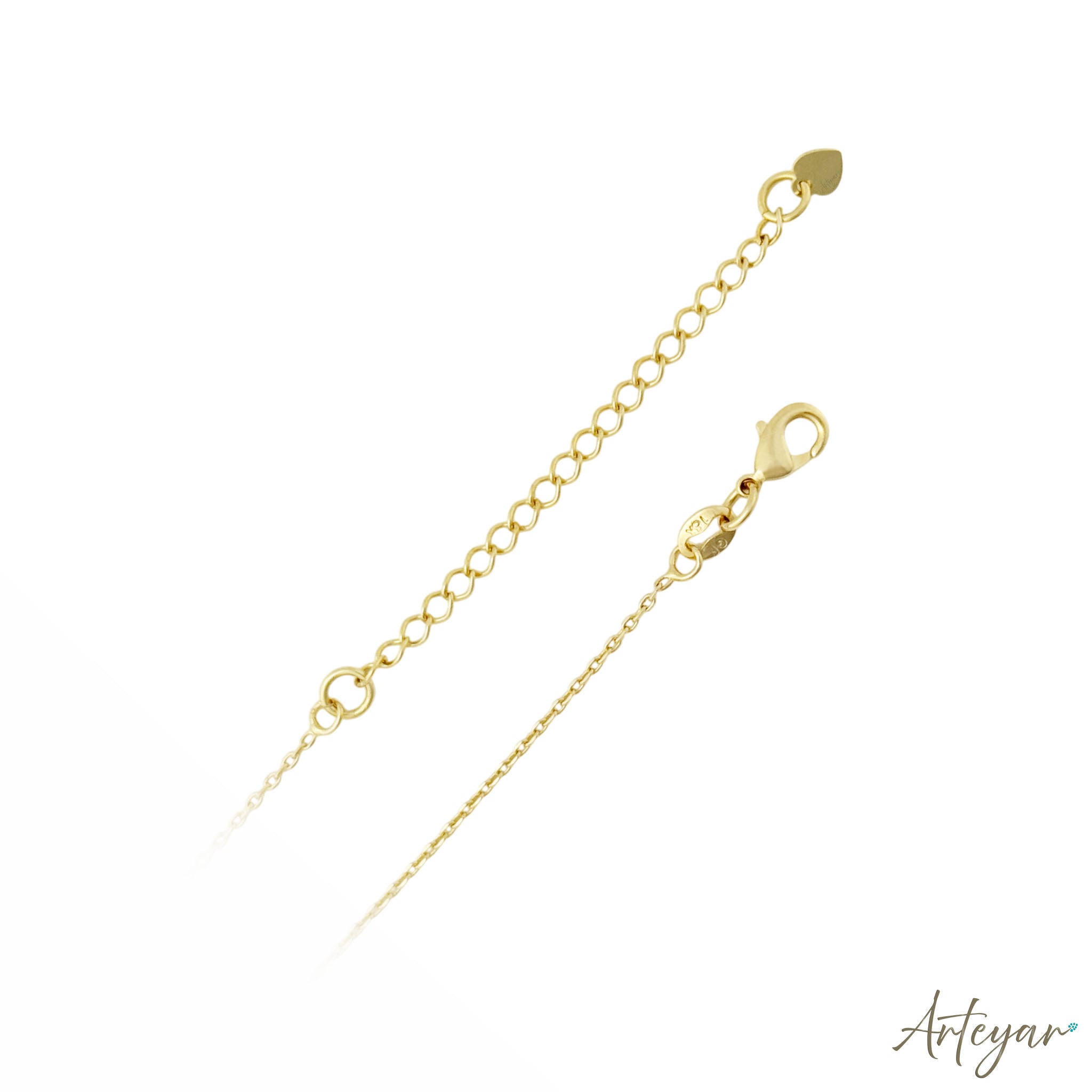 Elegant Golden Scarlet Necklace with Three Teardrop-Shaped Red Crystals, Scarlet Design by Arteyar, Minimalist and Sophisticated Jewelry Perfect for V-Necks.