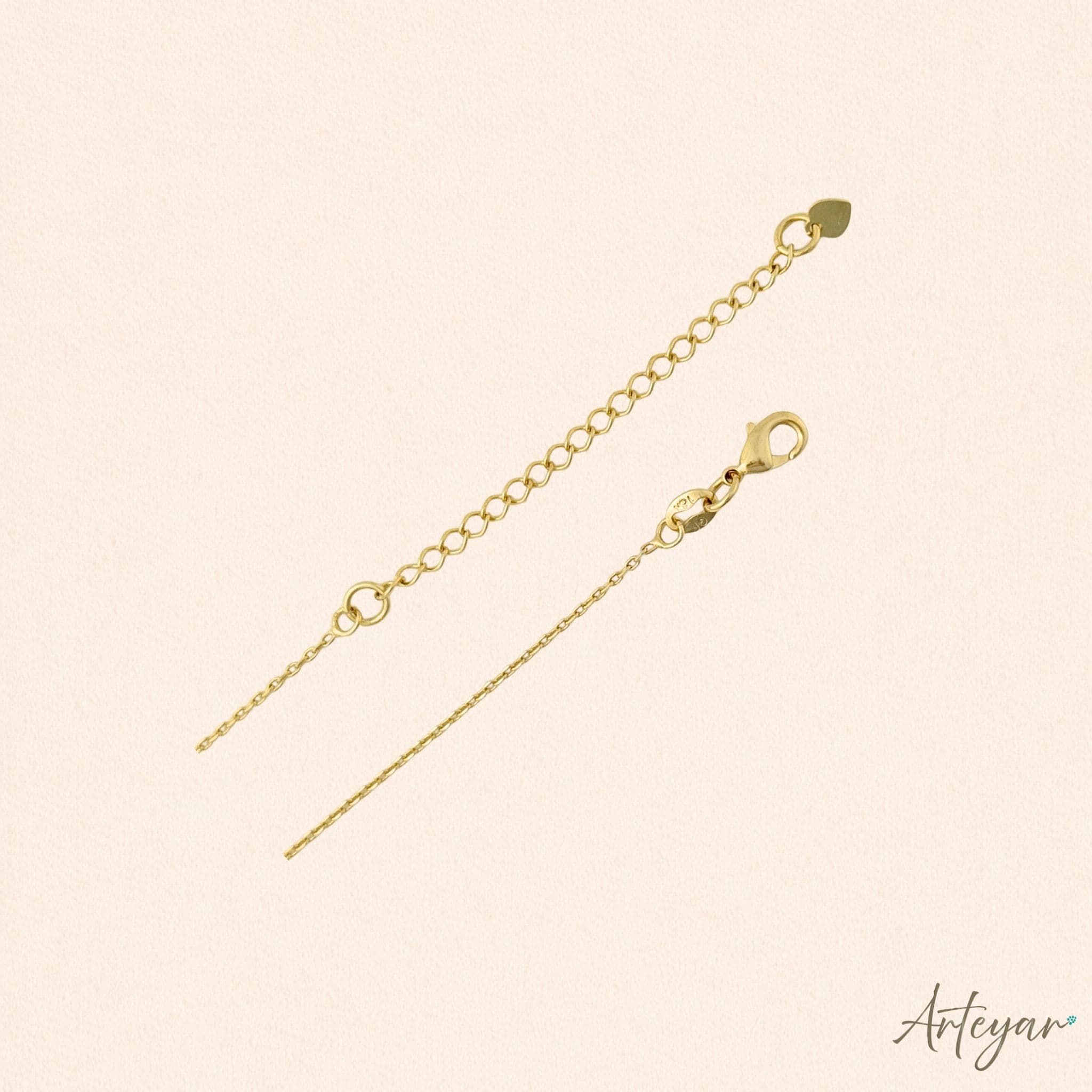 Gold Necklace with Large Round Crystal for Women, Cléa Design by Arteyar, Elegant Minimalist Jewelry with Adjustable Chain, Ideal for Special Occasions and Daily Elegance.