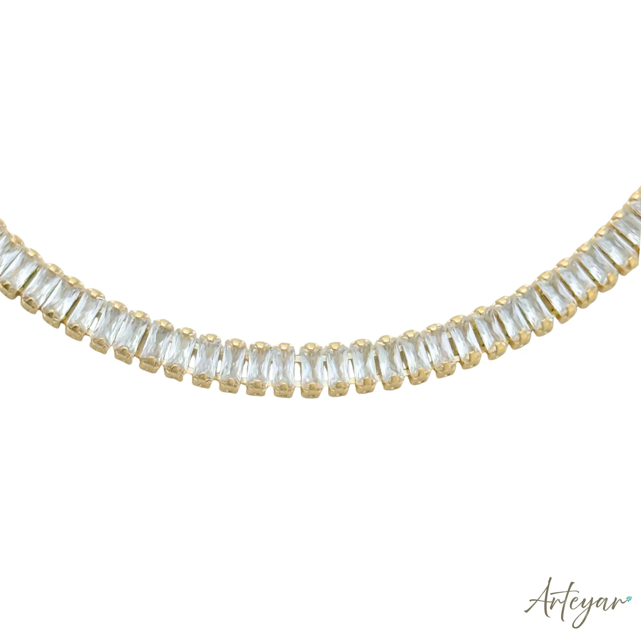 Gold Necklace with Transparent Faceted Crystals for Women, Luzia Design by Arteyar, Elegant Lightweight Jewelry with Extension Chain and Lobster Clasp, Perfect for Any Occasion.