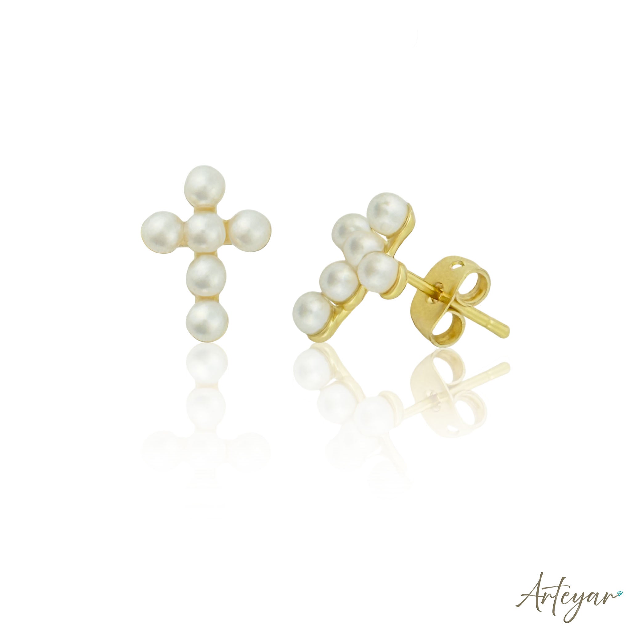 Luzia Stud Earrings