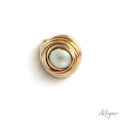 Spiral ring with a pearl and golden wire – Nido Perla Ring by Arteyar