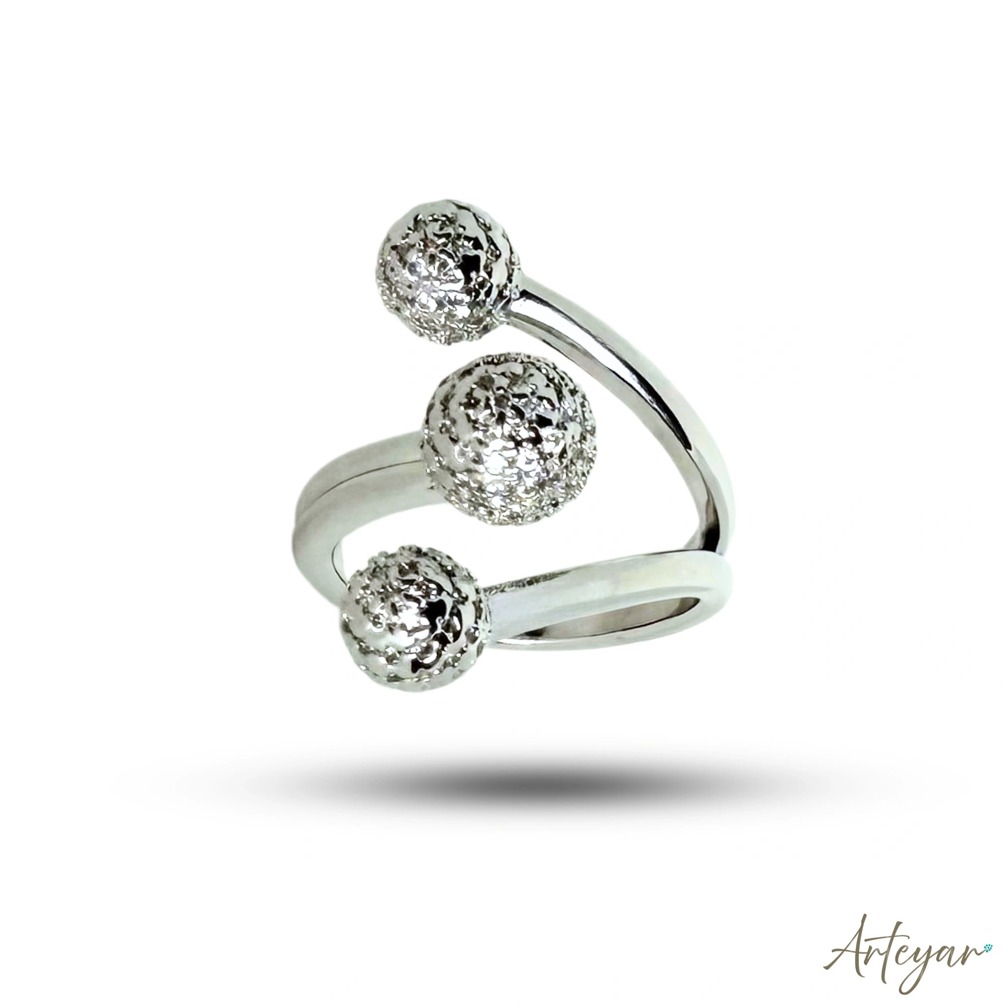 Sleek Silver Ring with a Modern Curved Design and Three Crystal-Adorned Spheres, Trío Design by Arteyar, Minimalist and Sophisticated Contemporary Jewelry, a Unique Statement Piece for Everyday Luxury.